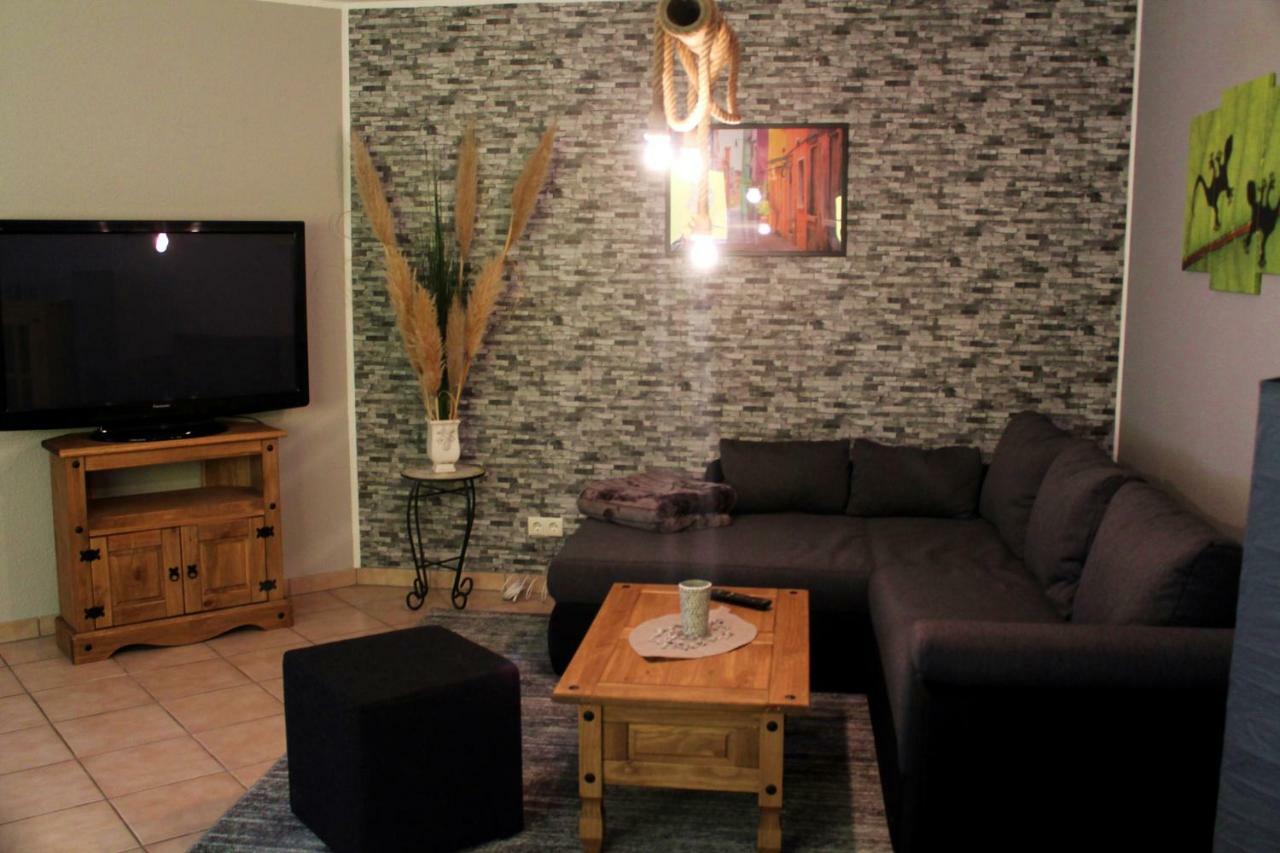 Ferienwohnung "Gecko" Andernach Buitenkant foto