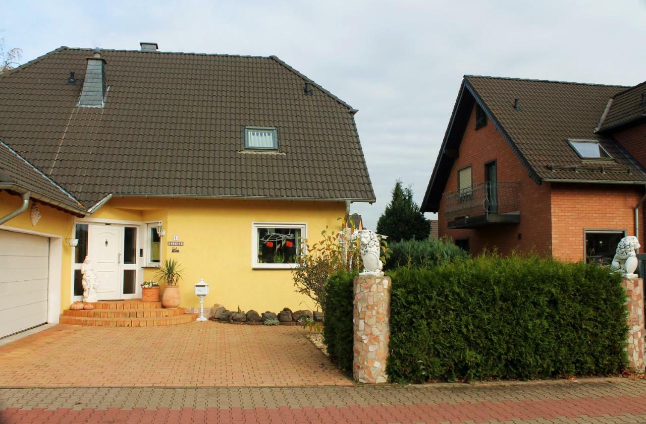 Ferienwohnung "Gecko" Andernach Buitenkant foto