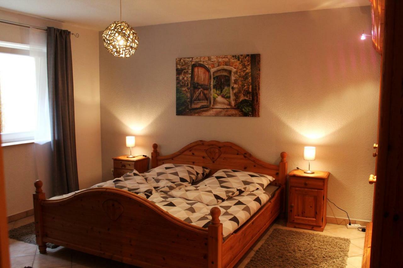 Ferienwohnung "Gecko" Andernach Buitenkant foto